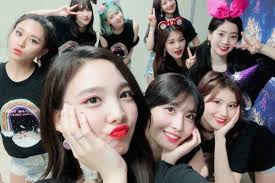 Check spelling or type a new query. Terpopuler 8 Musik Video Twice Yang Ditonton Ratusan Juta Kali