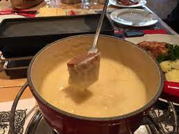 Cheese Fondue Picture Of Restaurant Swiss Chuchi Zurich Tripadvisor