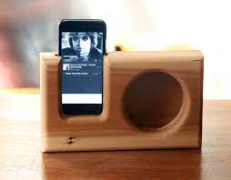 How to make a mobile phone speaker at home using coke bottle. How To Make A Simple Wooden Smartphone Speaker Manmadediy