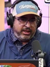 EL REELECTO PRESIDENTE HAROLD GUZMÁN LES DA LAS GRACIAS A LA FAMILIA DEL  SOFTBALL DE SAN FRANCISCO DE MACORIS Primeramente darle gracias a Dios por  la oportunidad que nos brinda nuevamente de