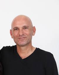 מה זה פידרס?" , "זה כמו הומו, אבל הרבה הרבה יותר גרוע."