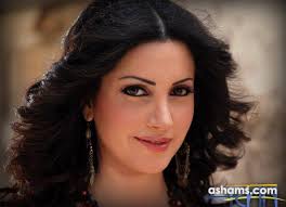 Nesreen tafesh نسرين طافش هي ممثلةٌ شابةٌ تنحدر من أقطارٍ عربية عدة، اشتُهرت على ساحة الدراما السورية والعربية، وشاركت في العديد من الأعمال الدرامية المميزة. Ù†Ø³Ø±ÙŠÙ† Ø·Ø§ÙØ´ Ø·Ù„Ø§Ù‚ÙŠ ÙƒØ§Ù† Ù†ØªÙŠØ¬Ø© Ø­ØªÙ…ÙŠØ© ÙˆÙ„Ø§ Ø§Ø­Ù„Ù… Ø¨Ø§Ù„Ø§Ù†Ø¬Ø§Ø¨ Ø§Ù„Ø´Ù…Ø³