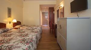 Terletak berdekatan taman tasik taiping yang menawan, hotel seri malaysia taiping menjanjikan persekitaran yang nyaman dilengkapi 50 buah bilik penginapan. Hotel Seri Malaysia Taiping Hotel Seri Malaysia