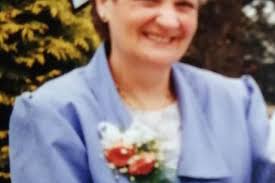 Grieving family's appeal to work colleagues after mum died of  asbestos-related cancer