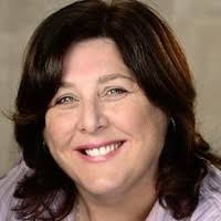 Kim Grunert's Instagram, Twitter & Facebook