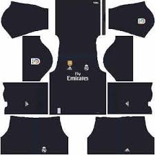 A versão moderna do escudo teve várias evoluções desde a versão de 1954. Dls Kit 2019 Real Madrid