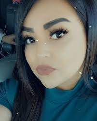 Jeanette Luna's Instagram, Twitter & Facebook