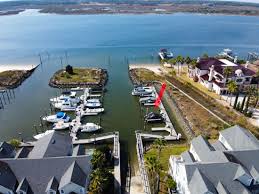 A 3 Village Drive Saint Augustine Fl 32 84 Boat Slip For Sale In Villages Of Vilano In St Augustine Fl In 2020 Boat Slip Florida Real Estate Real Estate