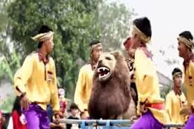 Oct 10, 2020 · kunci jawaban tema 4 kelas 5 sd/mi ini, diharapkan dapat membantu para orang tua dan guru dalam mengoreksi tugas anak. Indahnya Keberagaman Di Negeriku Ini Kunci Jawaban Soal Buku Tematik Kelas 4 Sd Tema 7 Halaman 20 28 Semua Halaman Fotokita