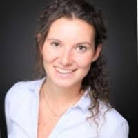 Alisa Decker's Instagram, Twitter & Facebook