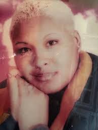 Julie Heinemann's Instagram, Twitter & Facebook