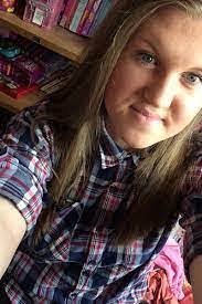 Shannon Lemley's Instagram, Twitter & Facebook