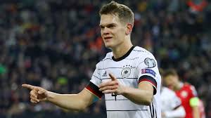 Da bei diesem wettbewerb im gegensatz zur europameisterschaft auch ausländische spieler zugelassen waren, traten auch spieler wie der schwede nils molander, der schweizer max holzboer oder der kanadier arthur e. Doppelpacker Matthias Ginter Damit Habe Ich Niemals Gerechnet Dfb Deutscher Fussball Bund E V