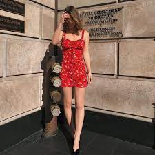 Adelaide victoria kane (born 9 august 1990) is an australian actress and model. The Red Dress With Flowers Realization Of Adelaide Kane Queen S Reign On His Account Instagram Spotern