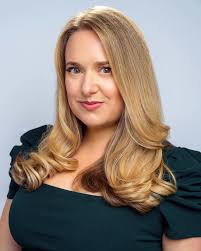 Third batch of portraits I photographed during the WGA strike last year  that I wanted to share. Thank you @ej_dubovi, @jacksosa, @yourgirlchuck for  helping me ❤️‍🔥❤️‍🔥❤️‍🔥 Link in bio to book me