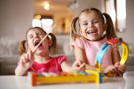 Si te equivocas haciendo clic, se te penalizará con puntos de tu marcador. Vacaciones De Invierno Que Juegos Infantiles Jugar Con Los Chicos En Casa En Cuarentena Noticias Economicas Financieras Y De Negocios El Cronista
