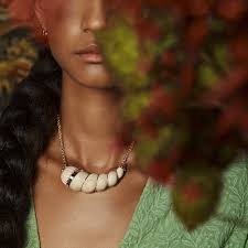 Esther Sauer's Instagram, Twitter & Facebook