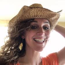 Sarah Fuselier's Instagram, Twitter & Facebook