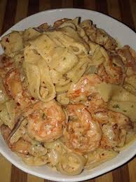 Creamy Shrimp Fettuccine Pasta With Homemade Alfredo Sauce In 2020 Food Dishes Recipes Seafood Recipes