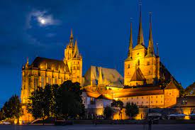Erfurt er hovedstaden i den tyske delstaten thüringen. Erfurt Wikipedia