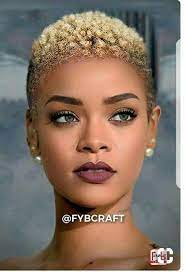 Cheveux longs, courts, bouclés ou raides, elle fait de son physique de poupée de porcelaine un. Pin On Hairdo
