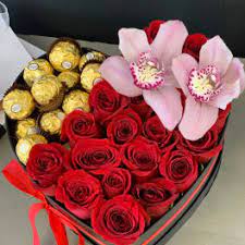 Delivering flowers, balloons, bears, and plants throughout the miami area. Flowers Delivery Miami Luxury Flowers Miami