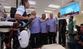 Polish your personal project or design with these pusat rehabilitasi perkeso melaka transparent png images, make it even more personalized and more attractive. Pusat Rehabilitasi Perkeso Rai Hari Malaysia Dengan Kek Gergasi