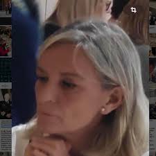 The Hogsmeade Street Fair is here, and the shopkeepers need extra help!  "Now Hiring in Hogsmeade," a new Special Adventure, is available now. Play  now: bit.ly/Play-HPHM