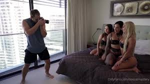 RobbieOz Orgy 2 MMFFF