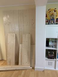 Eine kletterwand fürs kinderzimmer sieht cool aus und kann sowohl den kleinen, als auch den welche vorteile eine kletterwand fürs kinderzimmer mit sich bringt und was man beim kauf. Kletterwand Fur Kinderzimmer Bauen Oder Kaufen Grossvater De
