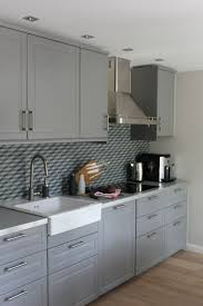 Découvrez notre gamme d'armoires de cuisine en différents matériaux et finitions: Home Away From Home Teil 1 Die Neue Kuche An Der Ostsee Idee Rangement Deco Maison Inspiration Deco