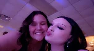 i can't wait to be y'all's step sister💕