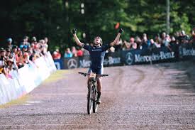 Vlad dascalu a devenit duminica campionul european, cucerind aurul la campionatul european de mountain bike sub 23 ani de la brno, din cehia. Vlad Dascalu Becomes U23 World Champion