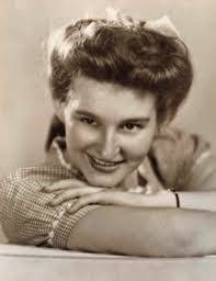 Elaine Benson's Instagram, Twitter & Facebook