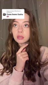 Sasha Bunch's Instagram, Twitter & Facebook