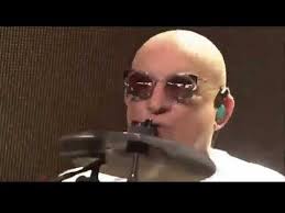 Willie Wilcox's Instagram, Twitter & Facebook