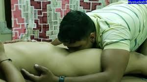 Desi Bhabhi caught in activity, gets creampied by insatiable fellow!  Observe this steaming Indian fuckfest gauze! - XLX.XXX