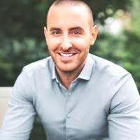 Jerry Houle's Instagram, Twitter & Facebook