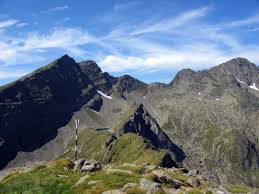 It is located in argeș county, in the făgăraș mountains of the so. Negoiu Peak Wikipedia