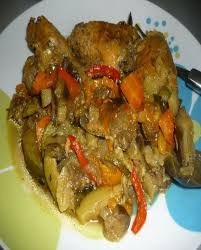 Colombo De Poulet Pour 4 Personnes Recettes Elle A Table Recette Petits Plats En Equilibre Recettes De Cuisine Colombo