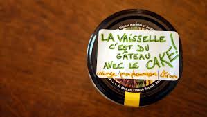 La Revolution Pour Laver Ta Vaisselle Mesdames Et Messieurs Je Vous Presente Le Cake Vaisselle Fait Maison Vaisselle Diy Vaisselle Recette Produit Menager