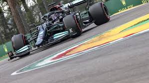 The first qualifying period q1 is 18 minutes long with all 22 cars in the circuit. F1 Imola Gp 2021 Hamilton Takes Pole Position In Imola Ahead Of Sergio Perez Marca