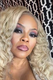 Hey hey MAYSA's KITCHEN KARAOKE SUNDAYS at 7:30 pm eastern time.. SEE YOU  SOON.. right here