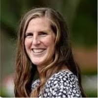 Mandy Burgess's Instagram, Twitter & Facebook