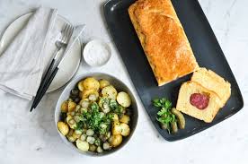Birds Custard Powder Recipes Uk Lyonnaise Sausage Roll Recipe With Images Sausage Rolls Recipes Roll Eat