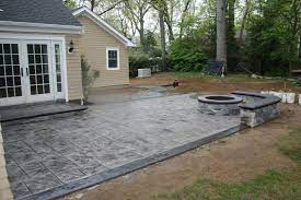Front Yard Landscaping Picture 2873049144 Inexpensivebackyardideas Concrete Patio Designs Concrete Backyard Poured Concrete Patio