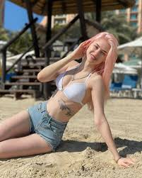 Слив голая Диана Астер › Топ обнаженных звезд