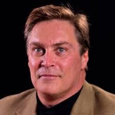 Sammie Bell's Instagram, Twitter & Facebook