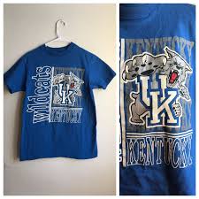 Although i'm not interested in barstool merch it was nice to have a. Vintage University Of Kentucky Wildcats Basketball T Shirt Etsy Kentucky Shirts Balls Shirt T Shirt