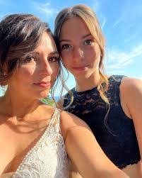 Sabrina Ginter's Instagram, Twitter & Facebook